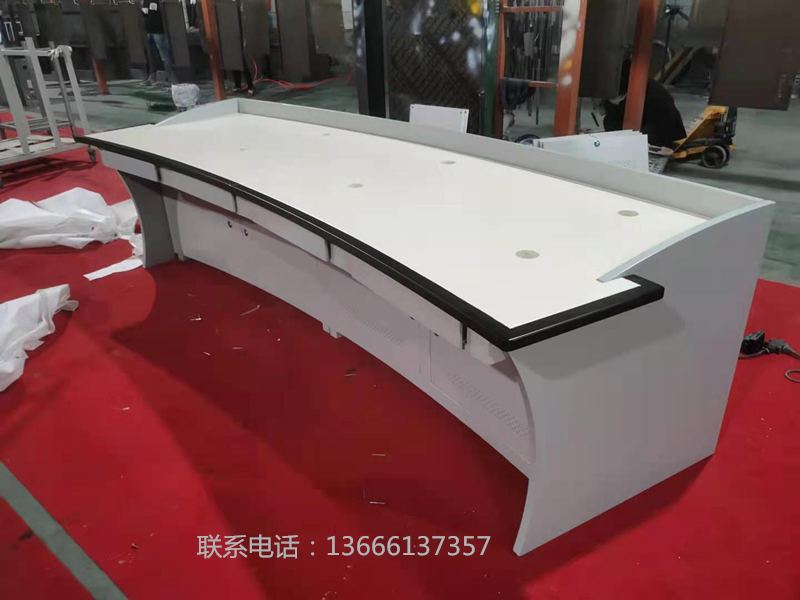 �Ĵ�����̨