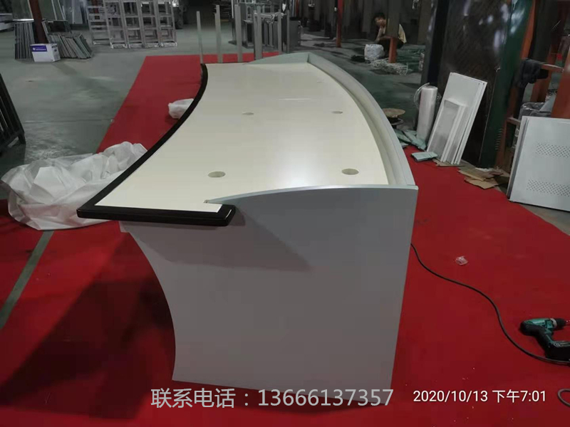 �Ĵ�����̨