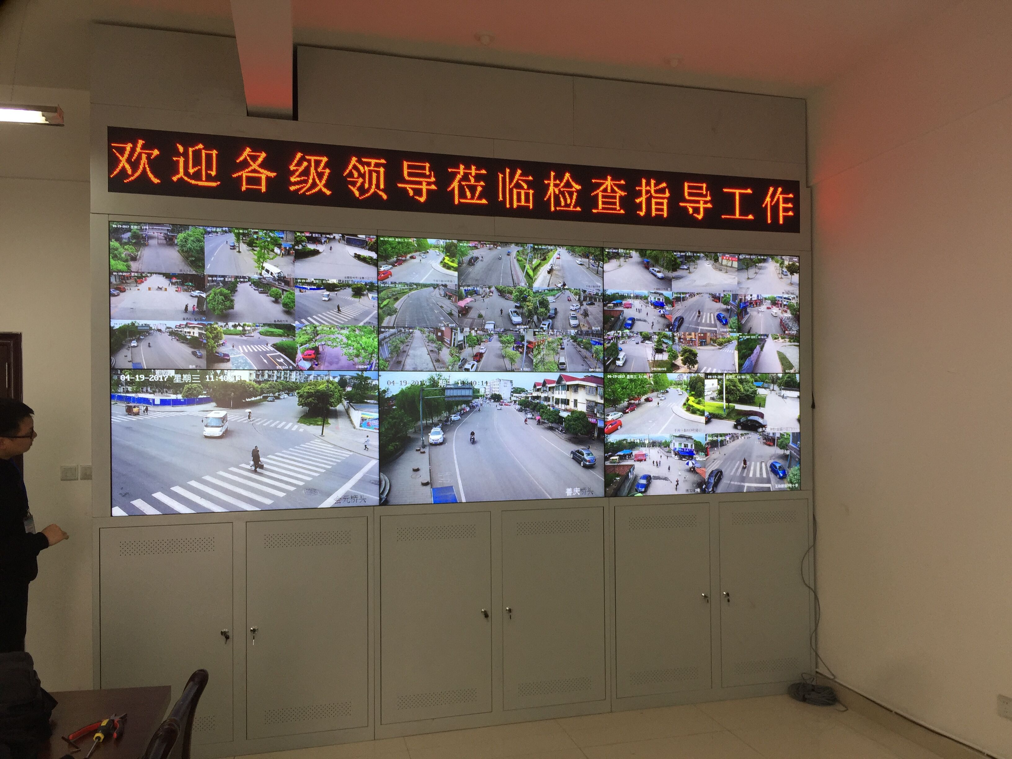 �ɶ���ص���ǽ