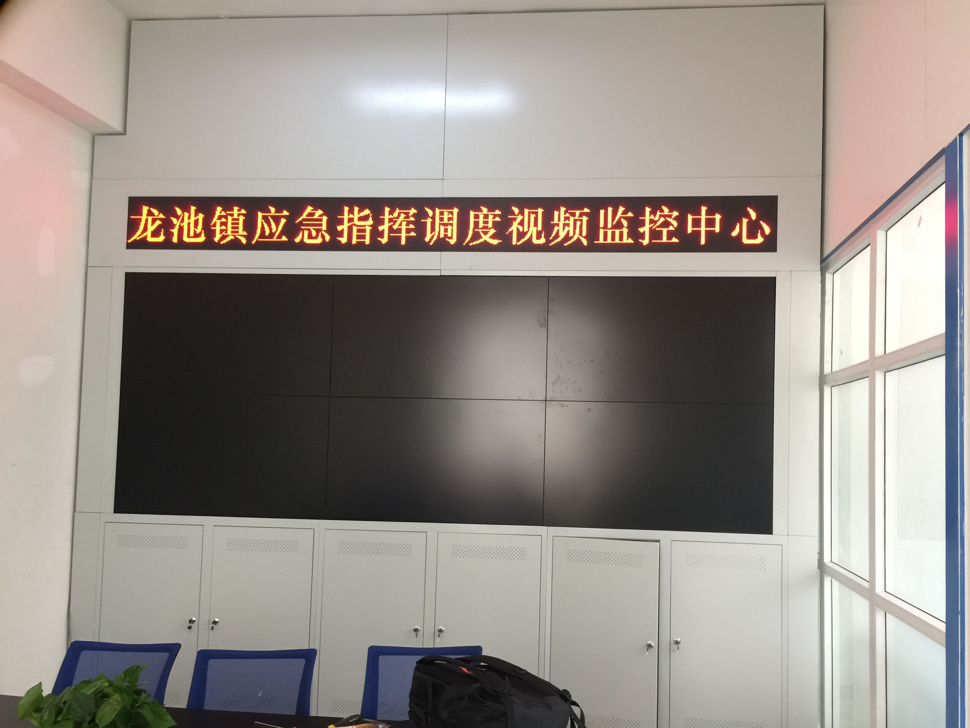 �ɶ���ص���ǽ