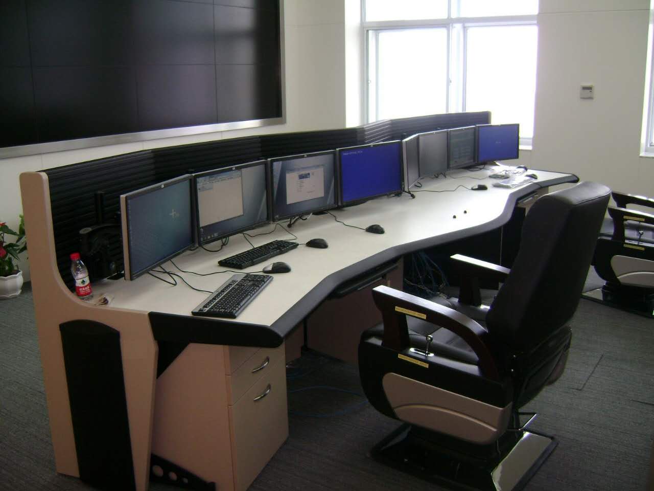 �Ĵ�����̨