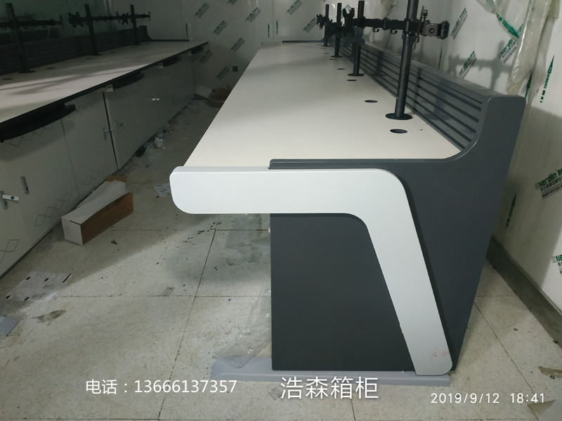 �Ĵ�����̨